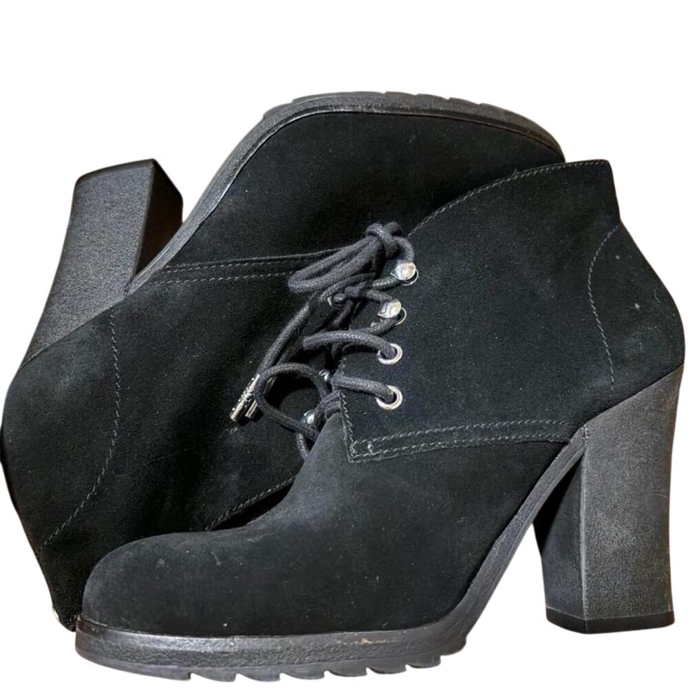 Genuine Michael Kors Black Lace Up Bootie size 9 1/2